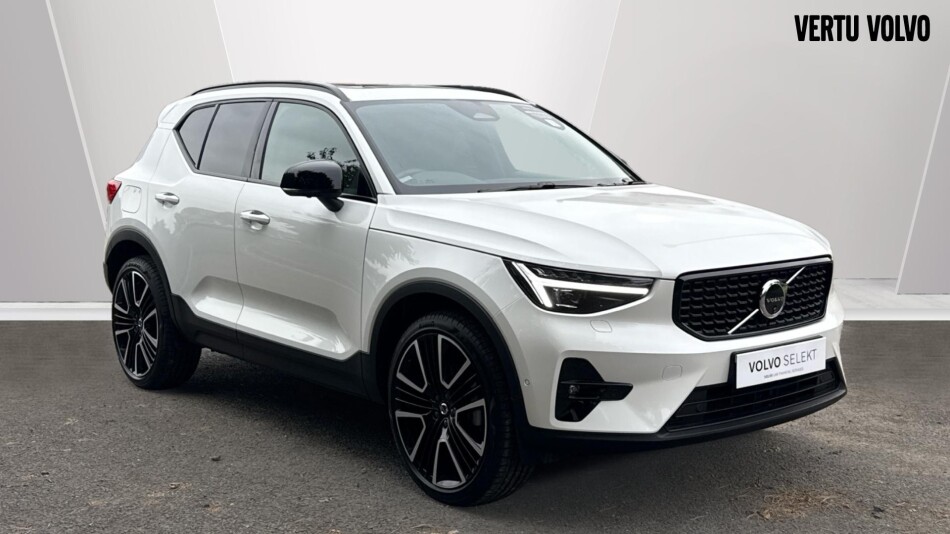 Volvo XC40 2.0 B3P Ultra Dark 5dr Auto Petrol Estate
